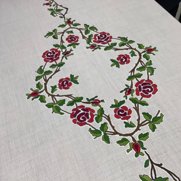 Kırmızı Çiçekli Kaneviçeli Masa Örtüsü - 160*260 CM