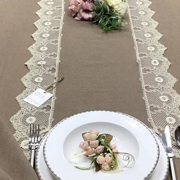 Bej Dantelli Kahverengi Zemin Masa & Ranır set -160*260 cm